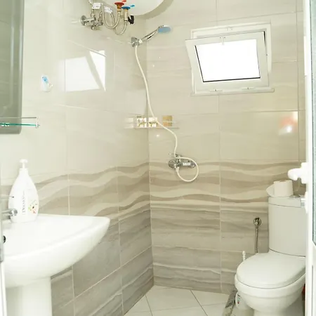 Te Gjyshi Villa Përmet