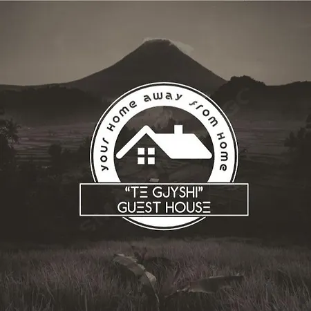 Te Gjyshi * Permet
